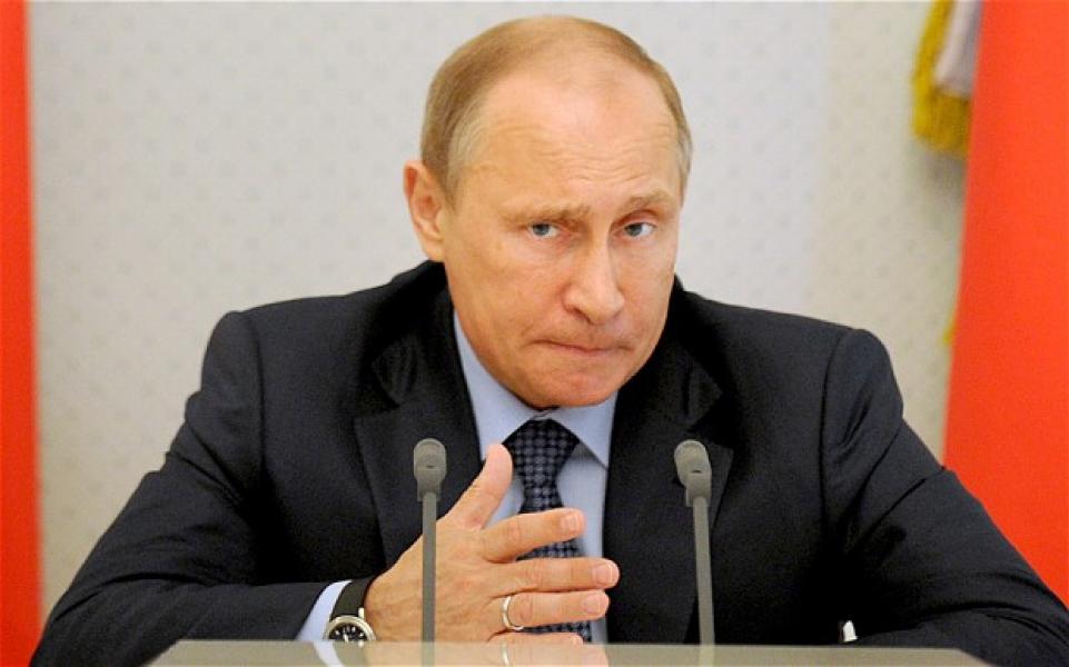 Vladimir Putin critică 'agresivitatea americană' și 'abandonarea suveranității' de către țările europene 
